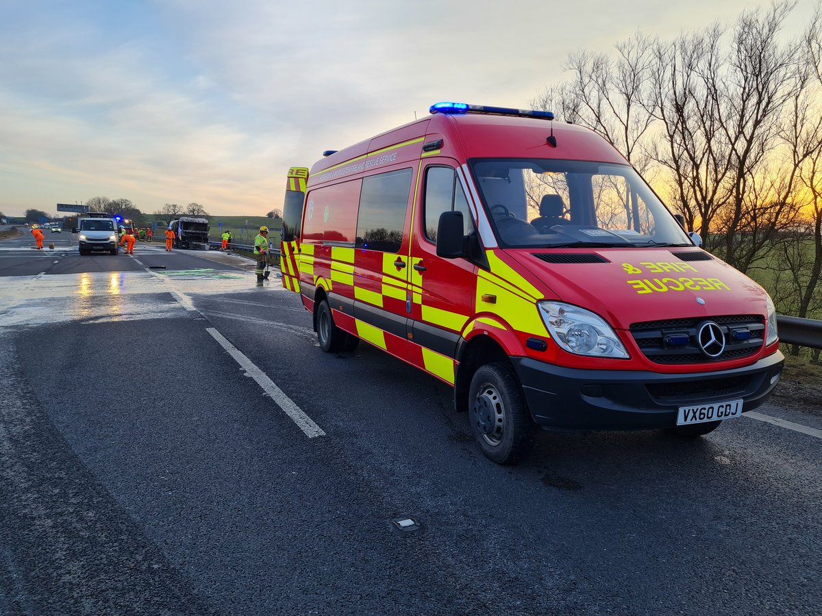 M5 North jnct 5-4 ongoing incident.
<a href="/HWFireControl/">HWFireControl</a>