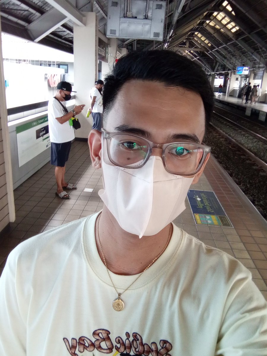 husband_tv's tweet photo. @husband_tv Gala muna Tayo 😊 https://t.co/xQYzUoODmT