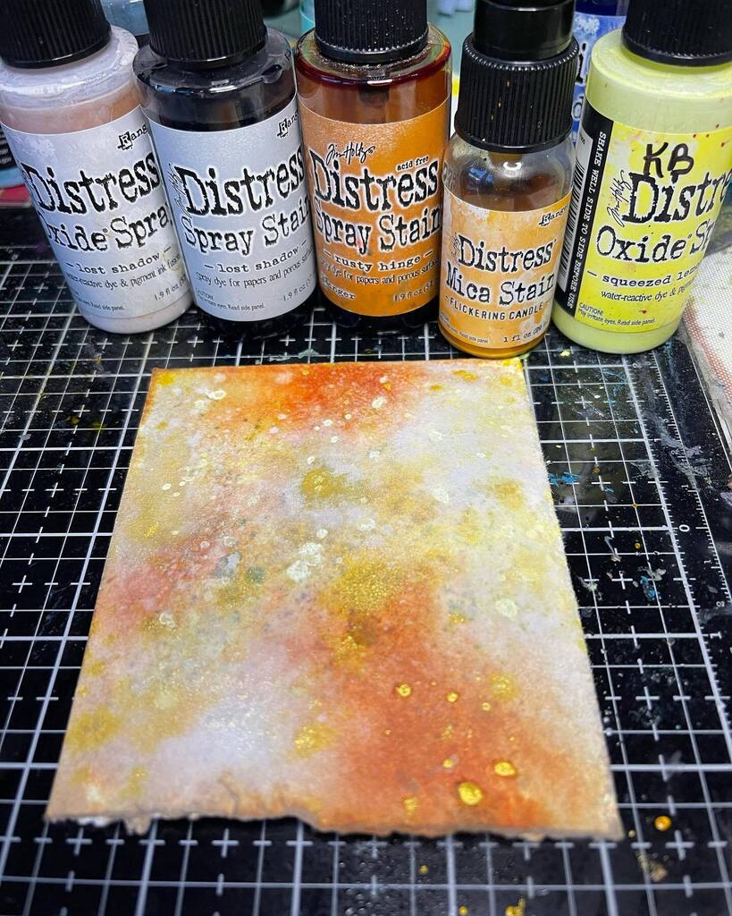 BearseKaren's tweet photo. Can’t stop won’t stop sharing these awesome colorful combos! This piece became the middle of my flower in the recent post. See the metallic pops? So nummy. #timholtz #timholtzsizzix #mysizzixstory #makingephemera #junkjournal #sizzix #rangerink #inkygoo… https://t.co/RwsR0R1Oi8 https://t.co/wAO9XE9cKE