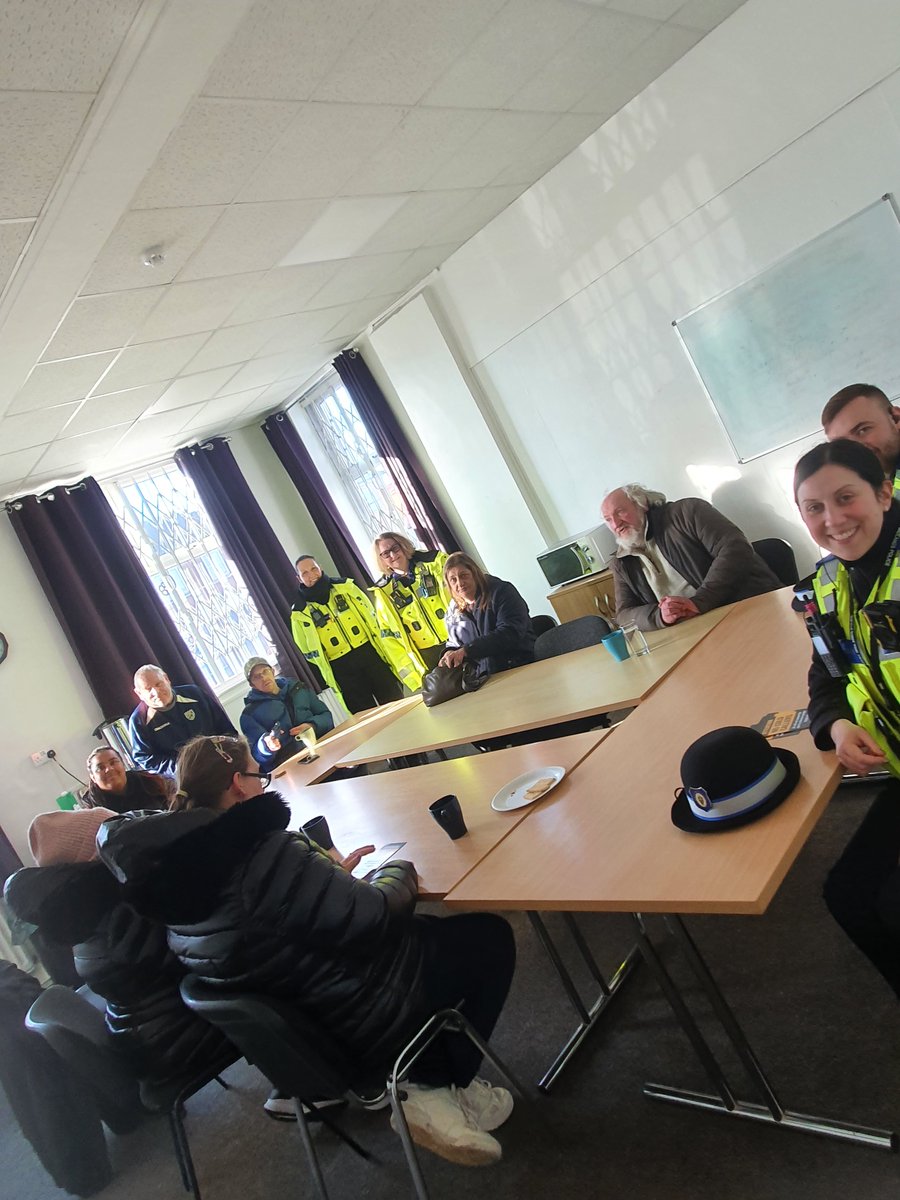 WestBromwichWMP's tweet photo. Busy day for some of our PCSO's - "Cuppa with a Copper" at Wood Lane Community Centre, handing out some crime prevention items, then the Final day for the Junior PCSO's at @HTcofe https://t.co/xh1RORLh9l