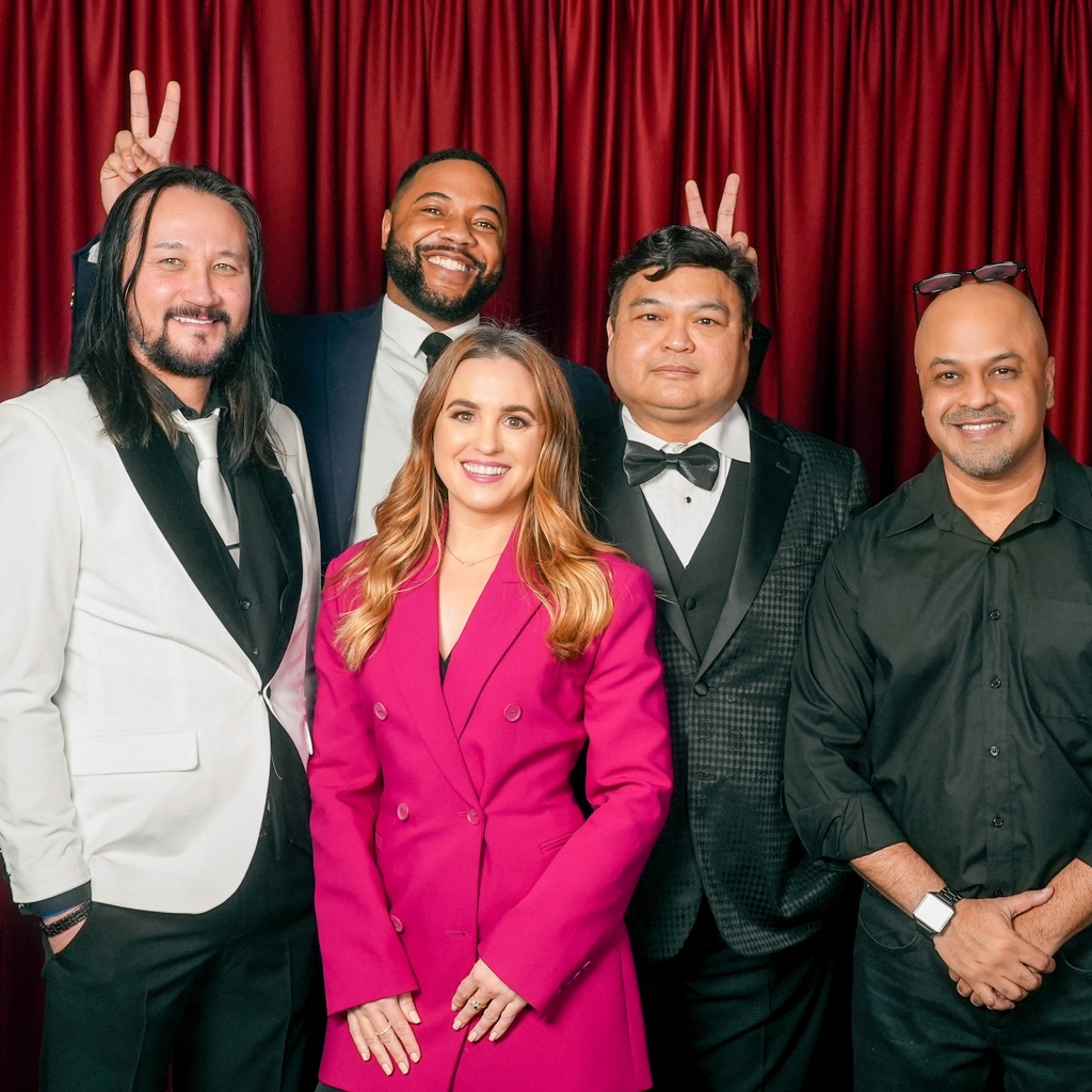 Melindacea's tweet photo. Thank you to Ray Stark and Jason Gino from the Recording Academy, and Parvez Satter, Founder of Advanced Vision Studios for having me at the #65thGrammys this past Sunday. I was honored to host their new original series, coming soon. I can't wait to share more. xo https://t.co/HgQFpoGl7e