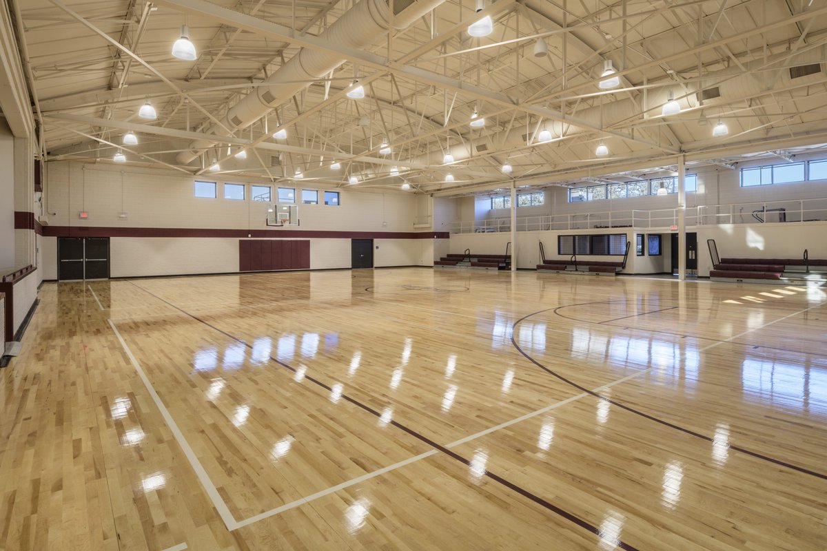 MuckleroyFalls's tweet photo. The City of Fort Worth Northside Community Center received significant improvements to best suit its community. Our design partner, Elements of Architecture, thoughtfully connected two previously separate buildings to provide a welcoming new reception area. #BuildingSimplified https://t.co/iu8MJyYcfk