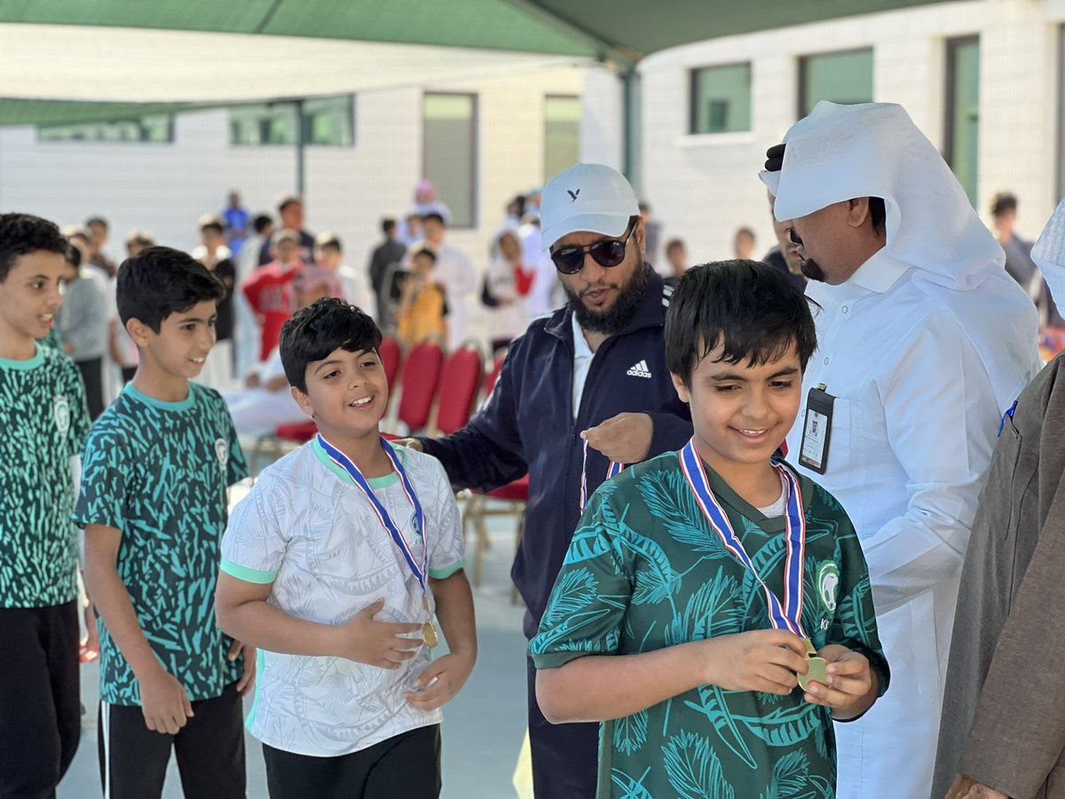 farahidi_school's tweet photo. https://t.co/qV3CQ4zYaE
