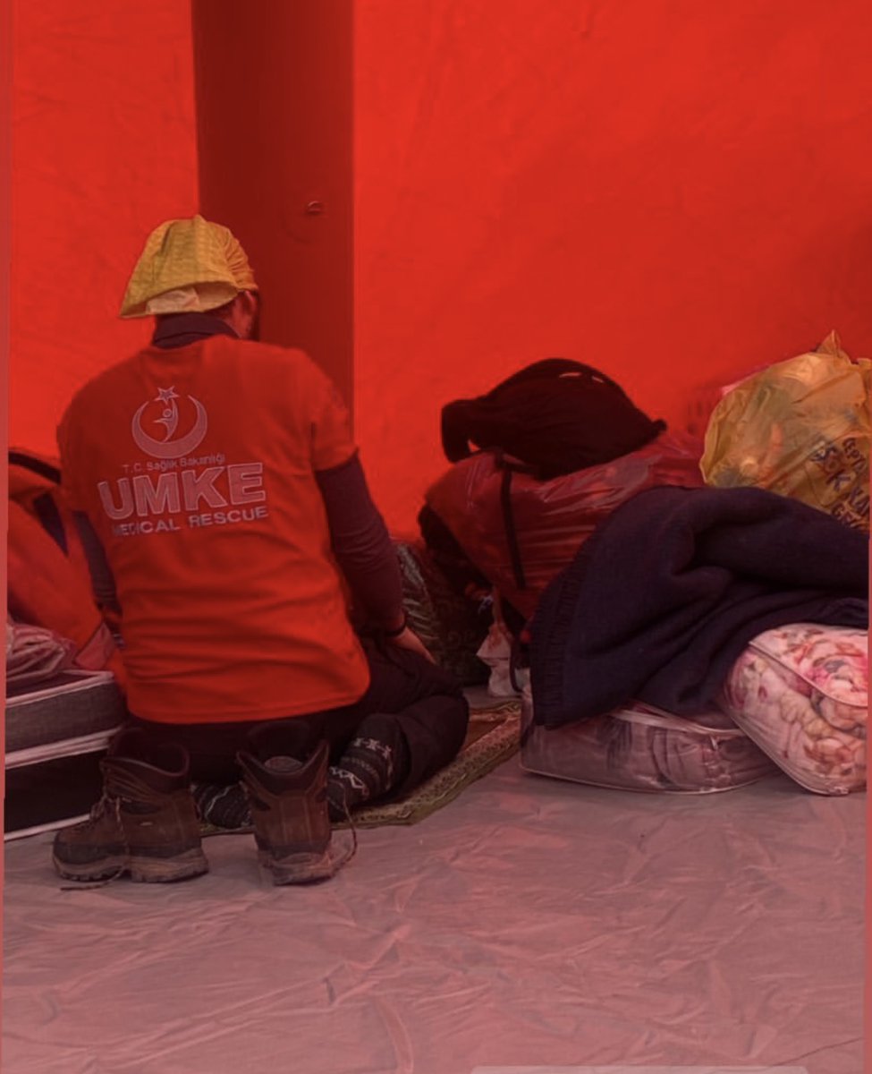 🇹🇷Ben bu milletin ruhuna aşığım! Külünü kaldırsan altından iman çıkar.
Tüm imkanlarıyla Devletimiz ve Necip Milletimiz seferberlik halinde, el ele gönül gönüle.🇹🇷
#UMKE #AFAD