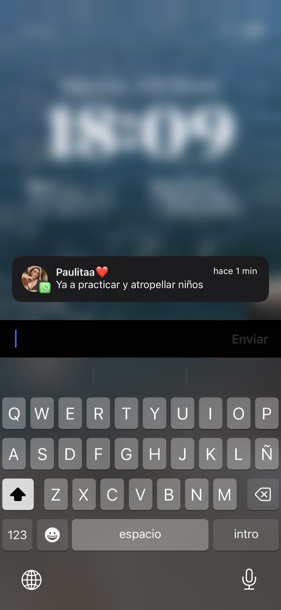 estrellaa_rs's tweet photo. Mi amiga después de aprobar el teórico ✨✨ https://t.co/H3qMbcXEm2