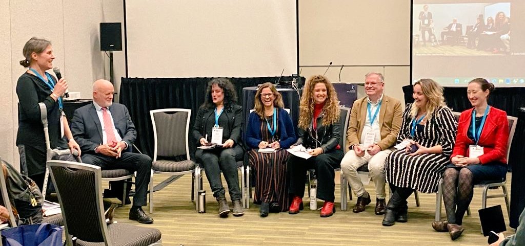 Lots of smiling faces at the last #oceanliteracy dialogues at #IMPAC5 yesterday evening. Big thank you to @ThomsonFiji for joining us and supporting all of our work 🌊 and of course thanks and big 💙to the rest of the fantastic panel! @OceanCTrust @emseassociation @CANoceanlitCO