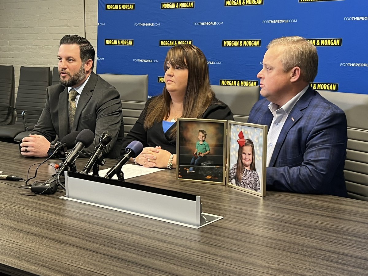 ShayMcAlisterTV's tweet photo. Matt and Lauren Kirchgessner have filed a lawsuit in Florida, in search of justice for the death of their two children. Addie and Baylor were killed when a driver had a seizure and crashed into a mini golf course in December of 2020. https://t.co/YpFeMaKxSs