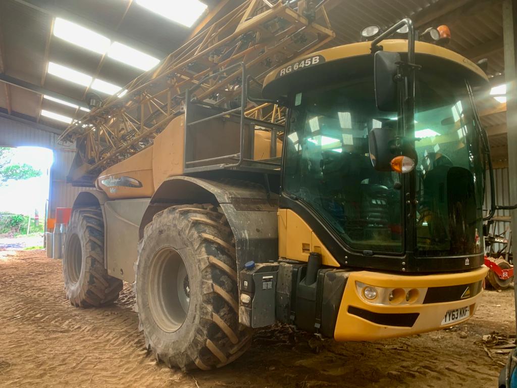 LHAgro's tweet photo. We upgraded this Challenger Rogator this week with a Topcon XD+ Console. This will be looking all spray, section control and guidance functions!
#TopconAg #LHAgro #Sprayerdriver #BritishFarming https://t.co/ymwD4Lu6pt