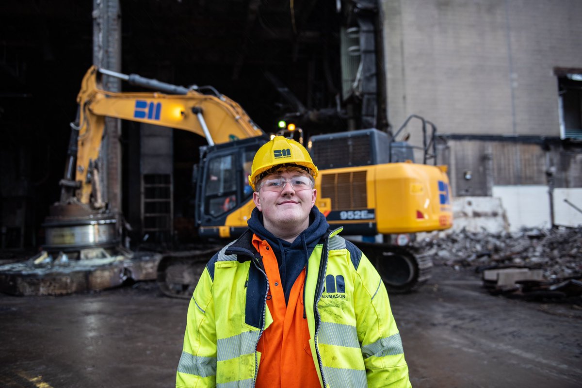 BrownandMason's tweet image. Louie Brown, Cottom Power Station, Lincolnshire

‘I love what I do, every day I am learning and then putting it into action.’
 
#proudofyou #apprenticeweek #trailblazer #apprentice #skills #onthjob #college #demolition