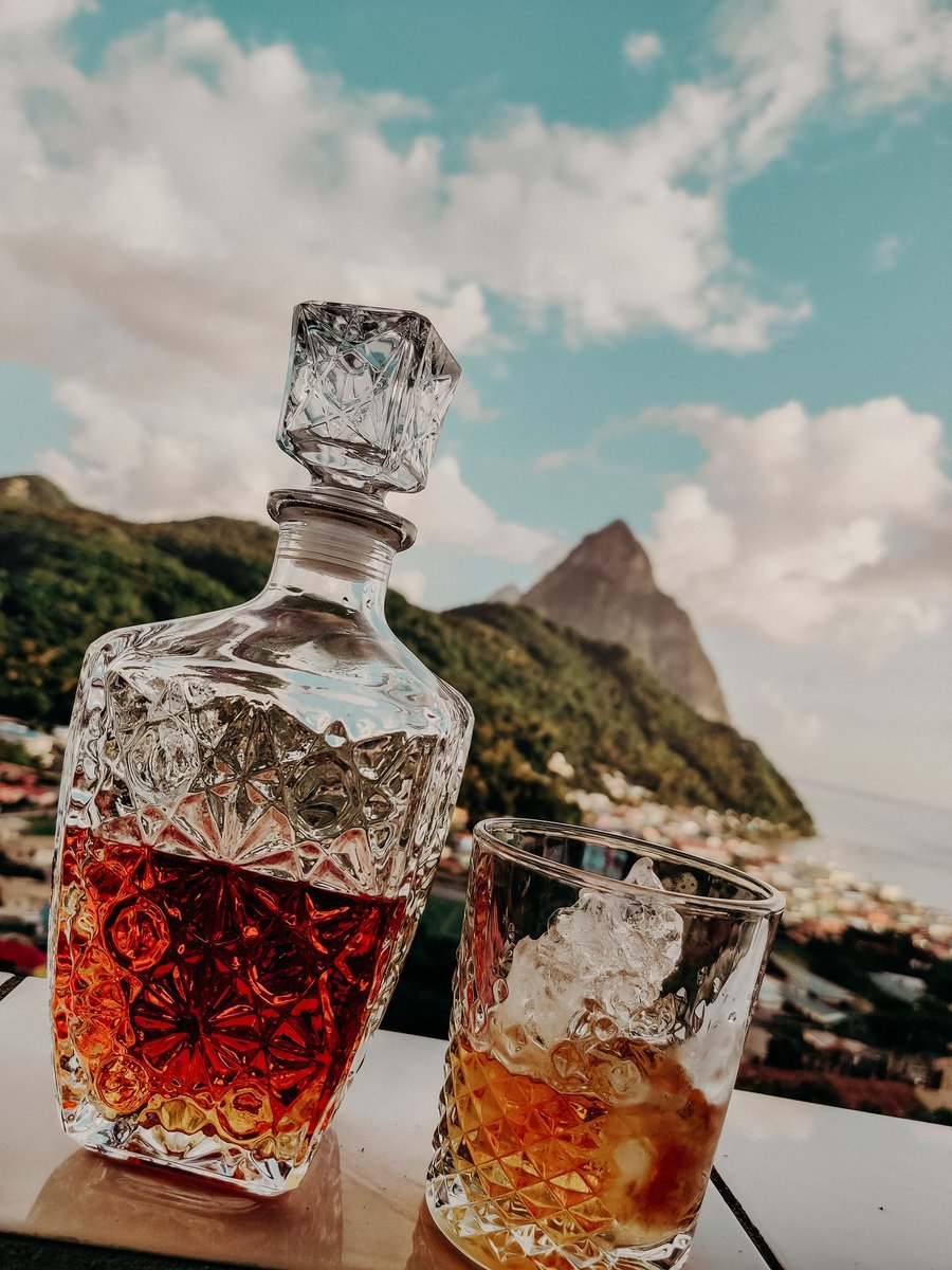 GraciousMoveme2's tweet photo. Start planning your next vacation to Soufriere, St. Lucia where you can savor an amazing view every day. #WanderlustWednesday #graciousmovement https://t.co/WxHpt6pPXJ