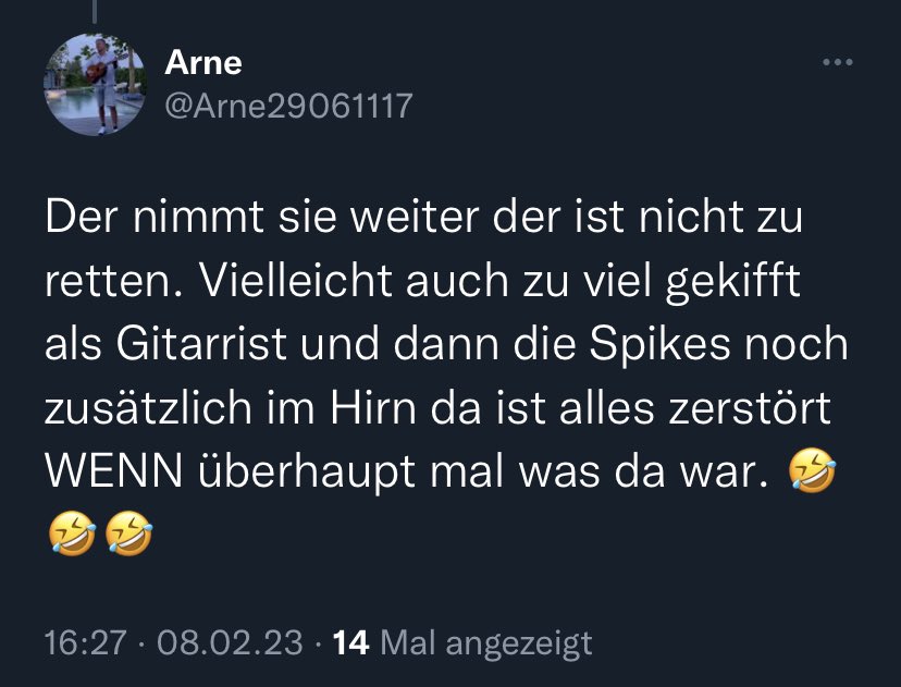 lefthand_69's tweet image. #Servicetweet 

Wir haben wichtigere Themen; dennoch möchte ich 
Arne / @Arne29061117 vorstellen. Dass Interpunktion nicht sein Ding ist, geschenkt. Zum einen ist er stabiler Fan von #Puerner #Homburg etc., zum anderen hat er keine Argumente, und bringt daher Musik ins Spiel. 🙈