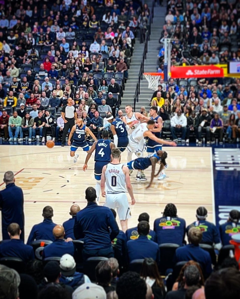 kjer26's tweet photo. …am I a Denver @nuggets 🏀 fan now?! Only thing that would’ve made this night better is if my fave @DeAndre Jordan had played. https://t.co/QeBqpukmFY