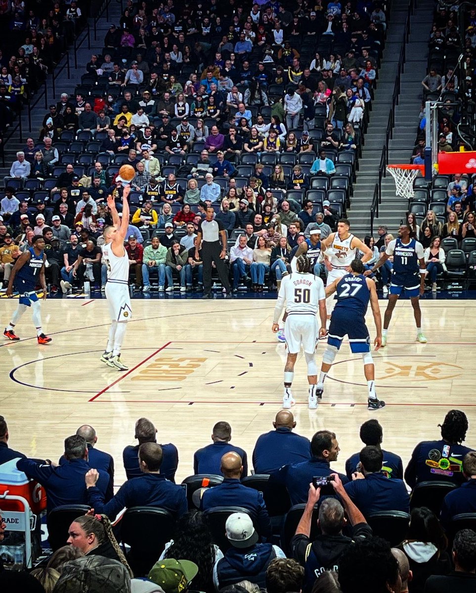 kjer26's tweet photo. …am I a Denver @nuggets 🏀 fan now?! Only thing that would’ve made this night better is if my fave @DeAndre Jordan had played. https://t.co/QeBqpukmFY