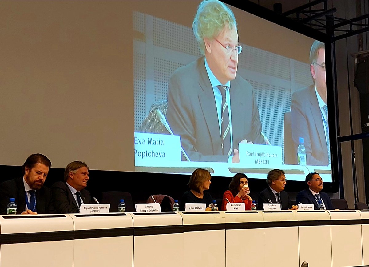 IC_Bruselas's tweet photo. Primer debate sobre las prioridades de la Presidencia española organizado por #AEFICE https://t.co/Pw4ImIArOf