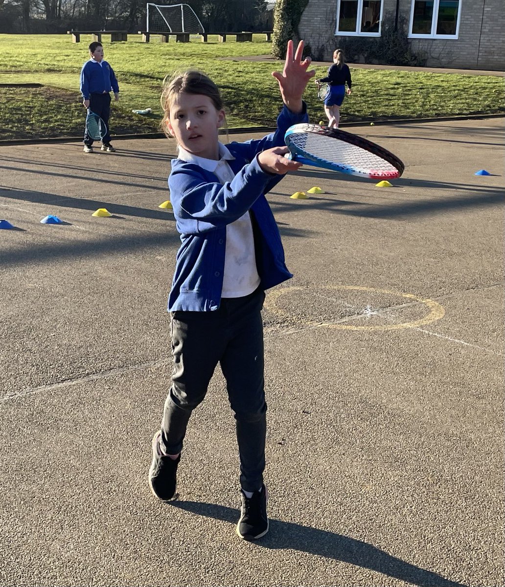 StMSchSport's tweet photo. Years 3 and 4 applying their sending and receiving skills to the game of tennis ⁦@StMSchStewkley⁩ ⁦@Create_Dev⁩ #together https://t.co/0kmunuDonr