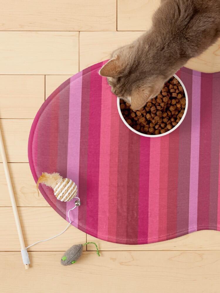 pulaskishepherd's tweet image. “Heart Beats” Cat Mat 

#PulaskiShepherdCo
#PSCSCo 
#CatMat
#HeartBeats
#Redbubbleartists
#RedBubble

redbubble.com/people/pscsco