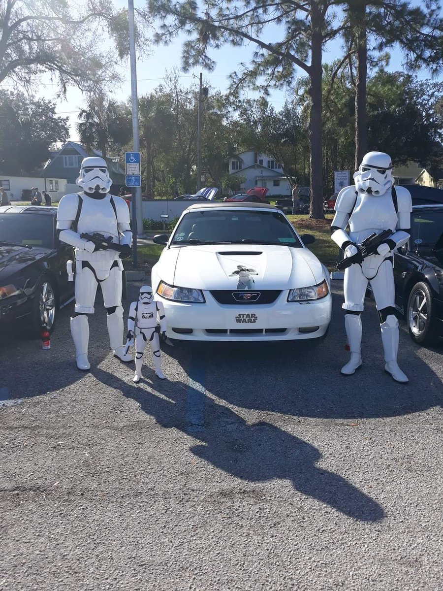 MakazeSquad's tweet photo. 36th Annual Mustang Roundup event.
Photos by: Gary C. Sr.
#starwars #501stlegion #badguysdoingood #rebellegion #FloridaGarrison #makazesquad #costume #cosplay #mustangroundup https://t.co/9QYMQfdnaS