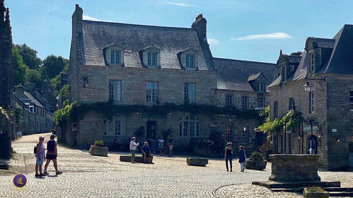 Egle_MindDo's tweet photo. Locronan, France
Photo by me

#MINDDO #travel_drops #travelgoals #travelinspiration #travelbloggers #photolovers #photoofthedays #photobooth #photographyart #photographylife #photographerlife #photogenic https://t.co/nOb5ub9aGG