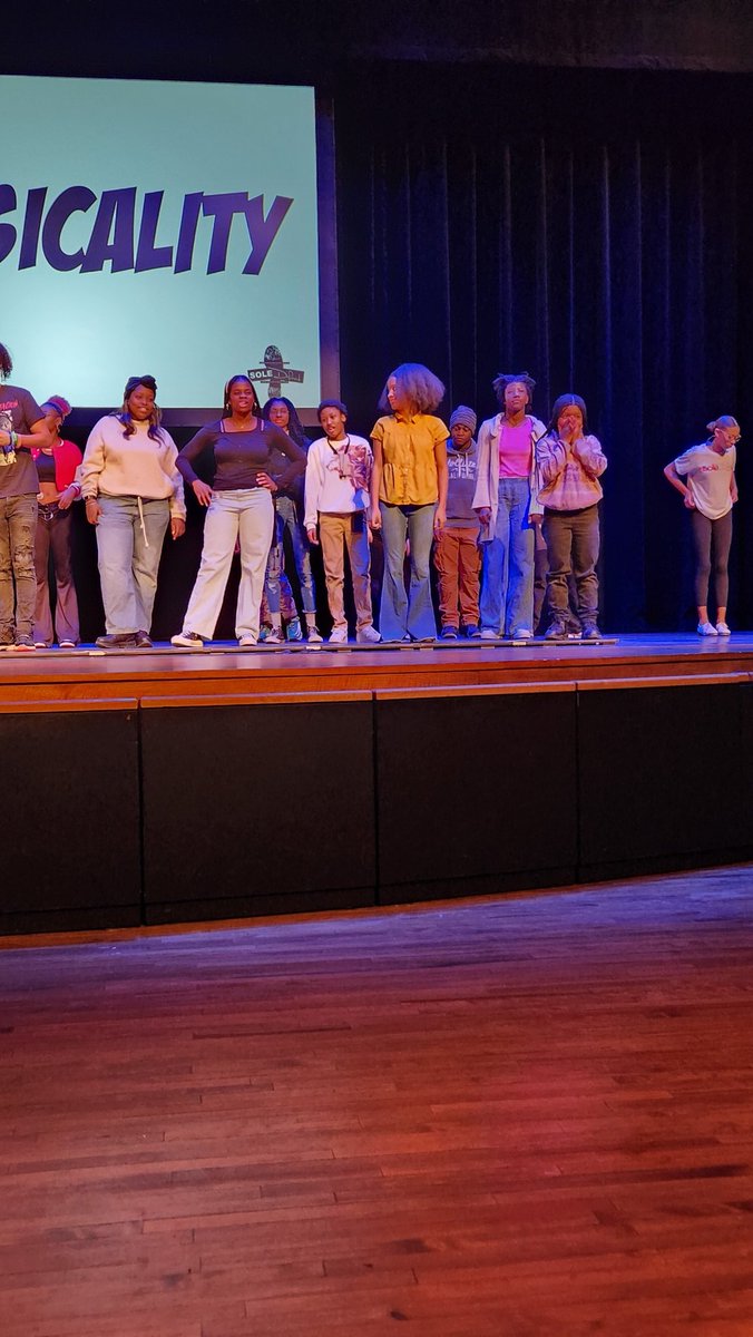 Christina Collins tweet media