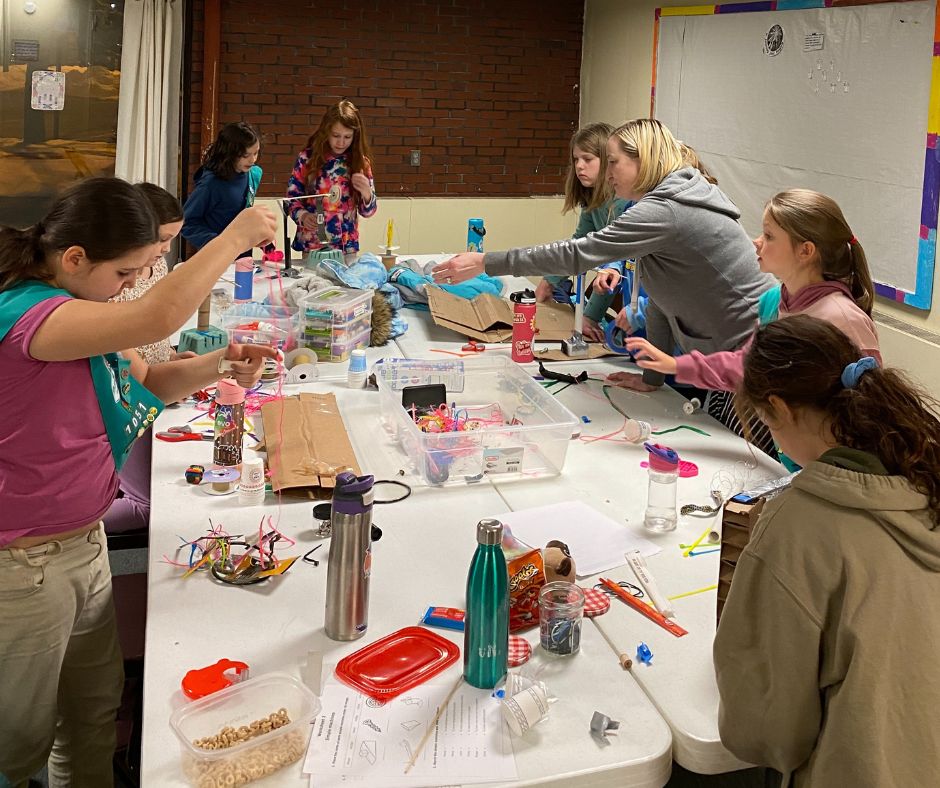 GirlScoutsofME's tweet photo. Troop 1051 earned their Junior #CraneDesignChallenge badges! The STEM-based challenge offers girls the time and space to explore the world of mechanical engineering through working with ordinary recycled objects. Read more: https://t.co/3wXKu07Le1. #gsBadges #STEM #GSME https://t.co/EkFkO4oW2B