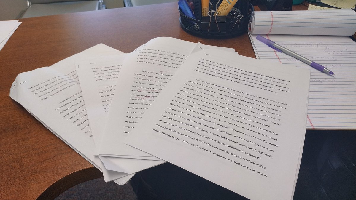 Laura Carter tweet media