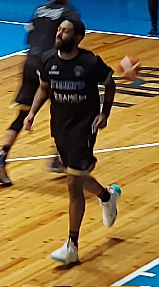 🏀 Short stop in  Sofia, Bulgaria 🇧🇬 
Levski vs Akademic Plovdiv 50-43 after the first 20min

IUPUI alumni  <a href="/1kJaymoneyyy/">Jigga 🤫</a>  is shooting the lights out for Akademic, being 4-of-7 on 3's. The 6-1 American PG is having  19 pts.

<a href="/NetScouts/">NetScouts Basketball</a> #NCAA