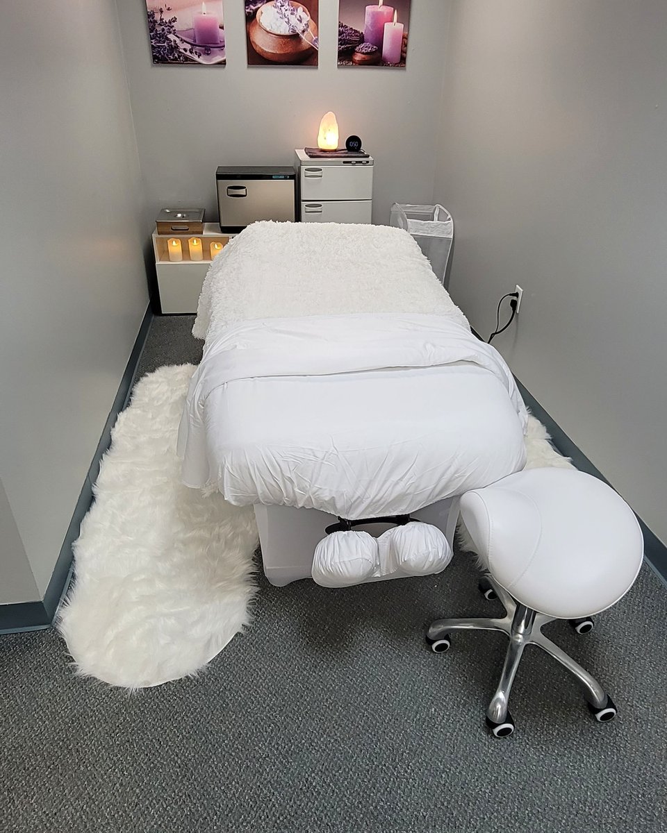Brand new massage therapy business located in orchard park near the Mangia Restaurant. Hours of operation are Monday through Friday 5pm to 9pm. Perfect evening hours! "Let's put your stress to rest" Call, text or book online at haasmassage.com to schedule your appt!