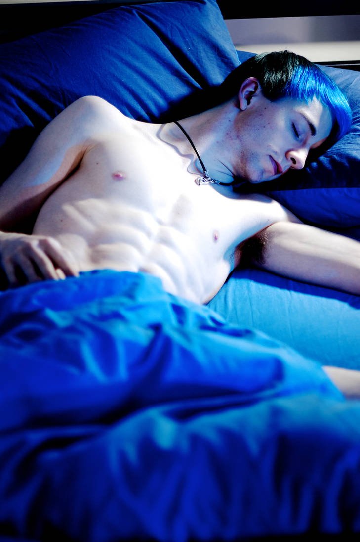 BLUE bedding. Time to get up now...