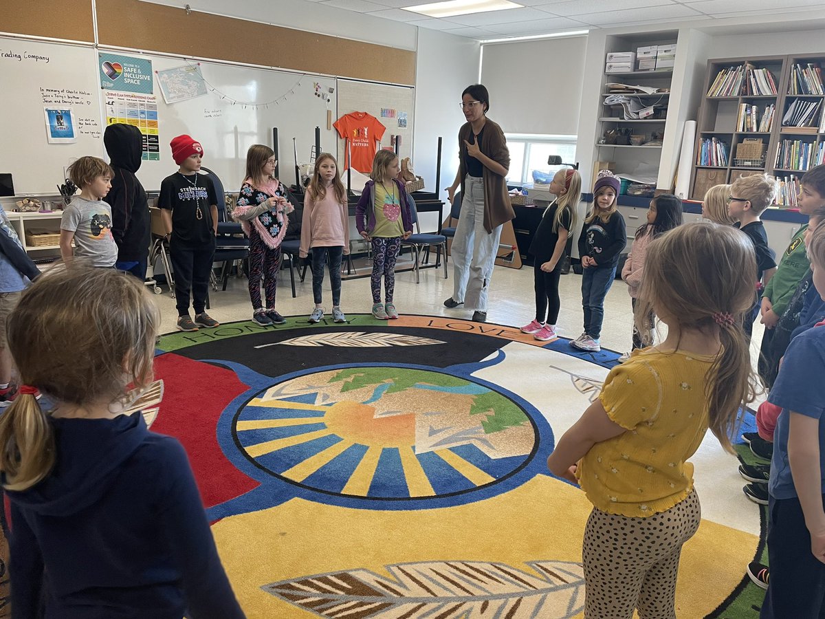 BrettSchmall's tweet photo. @WoodlawnHSD students exploring storytelling using drama with Winnipeg based theatre artist Darla Contois. Keep an eye out for Darla’s most recent work #LittleBird coming out later this year. #DramaPedagogy #ArtsBasedLearning https://t.co/p1GiWuItrp
