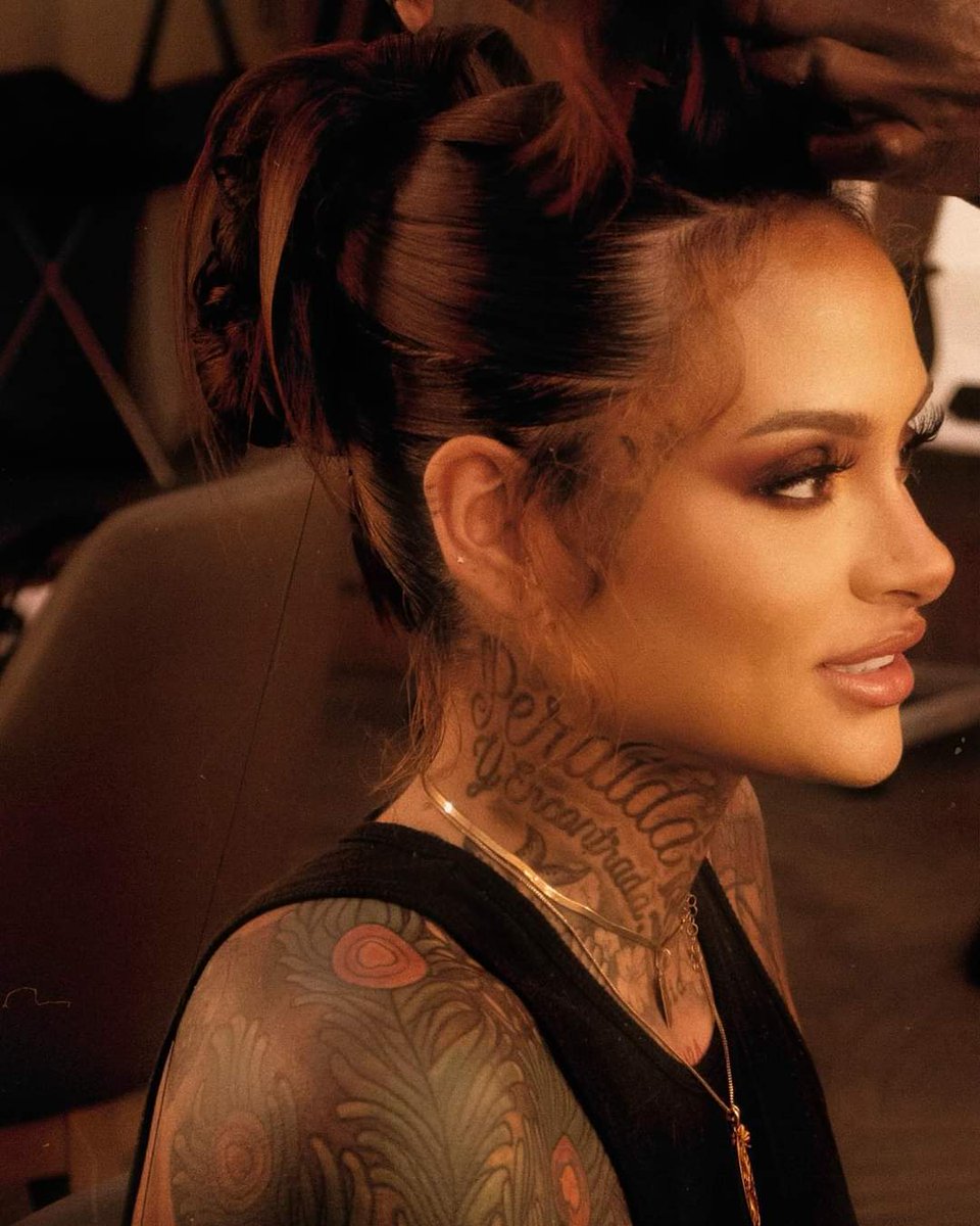 Raya (@vengeful_raya) on Twitter photo 