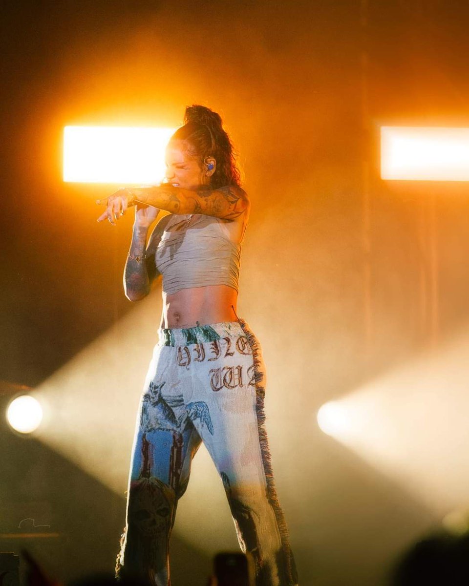 Raya (@vengeful_raya) on Twitter photo 