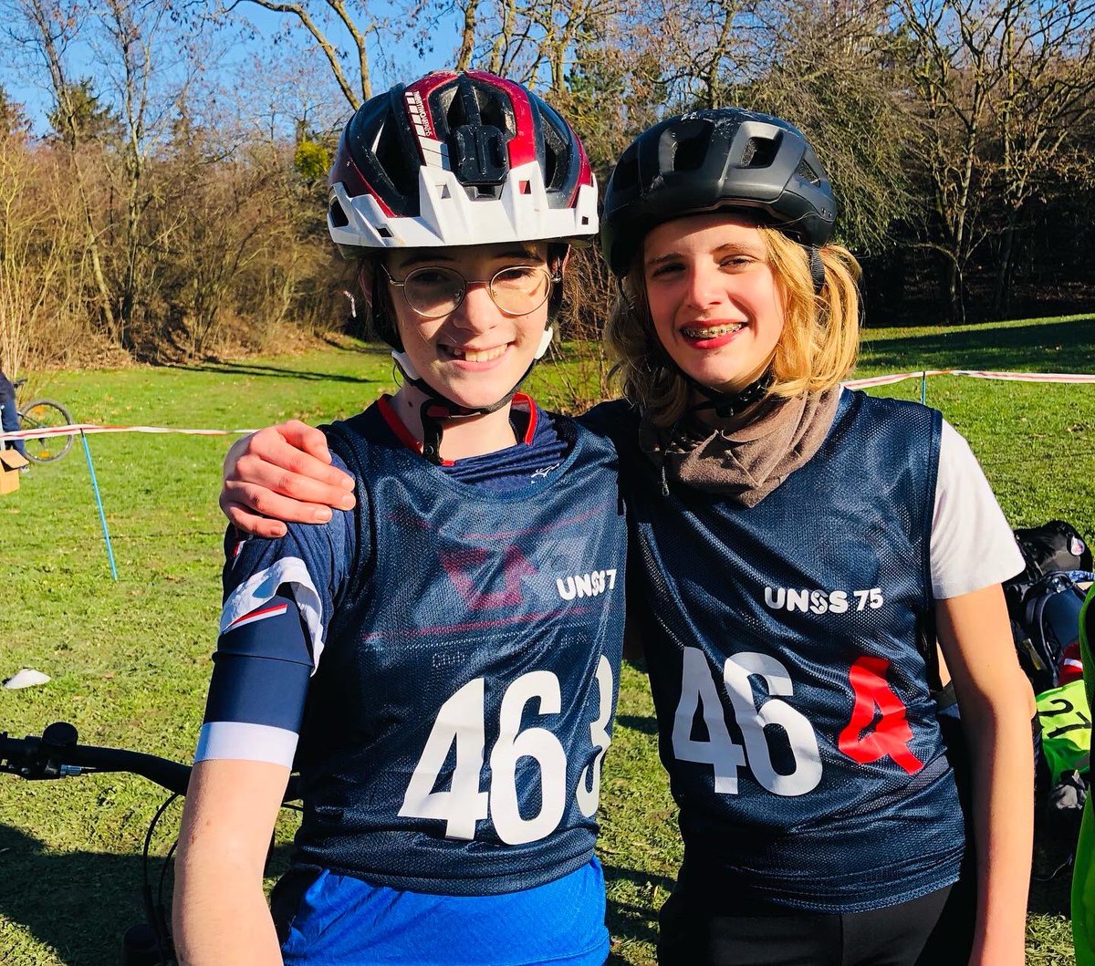 NatationPaul's tweet photo. Champions d’académie 🏆 de Run and Bike 🏃‍♀️🚴🏻‍♂️ qualifiés aux France 🇫🇷 UNSS. Unis dans l’effort et solidaires dans la difficulté nos élèves du @Pvalery75012  Anouck, Charlotte, Amine et Philemon ont profité du ☀️ pour briller de leurs talents  @UNSS_Paris @Paris2024 @Mairie12Paris https://t.co/DeyxhvTtge