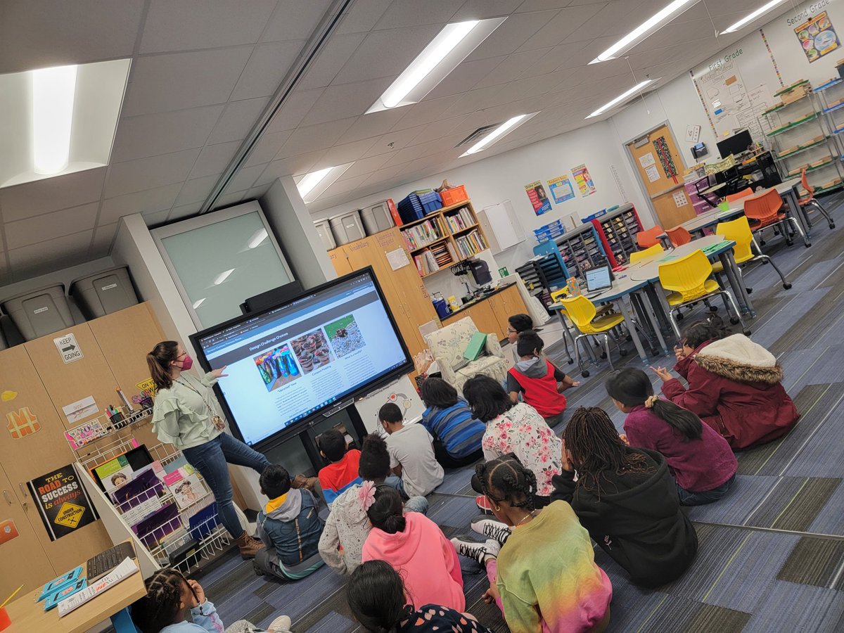 tranq084's tweet photo. Students @FreemanTigers are so excited about the challenges for this month. They can create an upcycled vase or design a landfill model. The book is also so fun to read. Can't wait to see what these young engineers design 🙌 @MissGunnsOwls #CFBProud @christy_clain #STEM https://t.co/uwQ91hNPlg