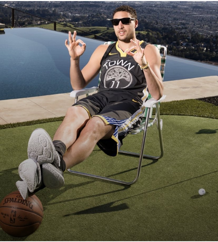 Happy Birthday to the one and only KLAY THOMPSON! 

Enjoy your day bud :) 