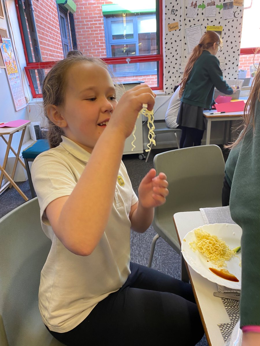MfpsYear5's tweet photo. We made sushi! Some of us loved it, some of us not so much 🤣🍱🍣 https://t.co/zUdi4rpdtg