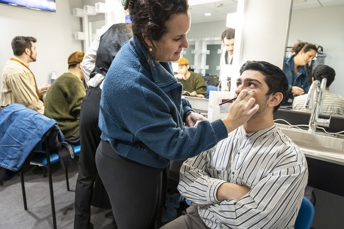 MasonGross's tweet image. Getting ready: Last night's "La Bohème" dress rehearsal at @NewBrunswickPAC with Opera Theater Rutgers and the Rutgers Symphony Orchestra. "La Bohème" runs Feb. 8–12 downtown! Discounts available for RU community/seniors. go.rutgers.edu/NBPAC #SupportLocalArt 📸Lynne DeLade