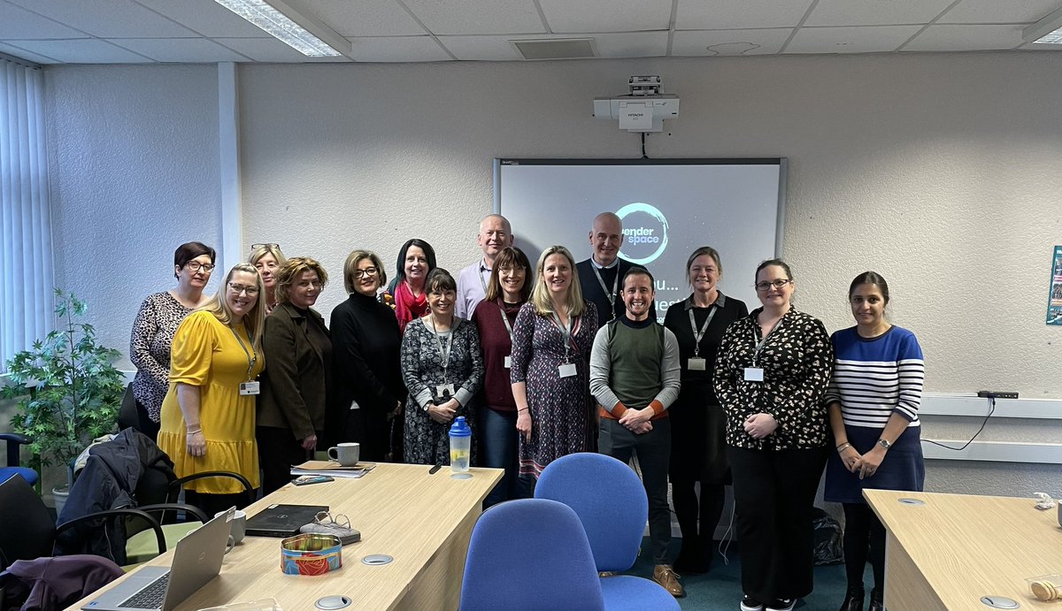 genderspaceuk's tweet photo. Brilliant session today with #socialcare staff @WarringtonBC talking about gender identity, using lived experience to improve knowledge and awareness, to provide openness, support and positive engagement
#safespace #support #socialwork #rolemodels #startconversations #pronouns https://t.co/TpCU3RIj0O