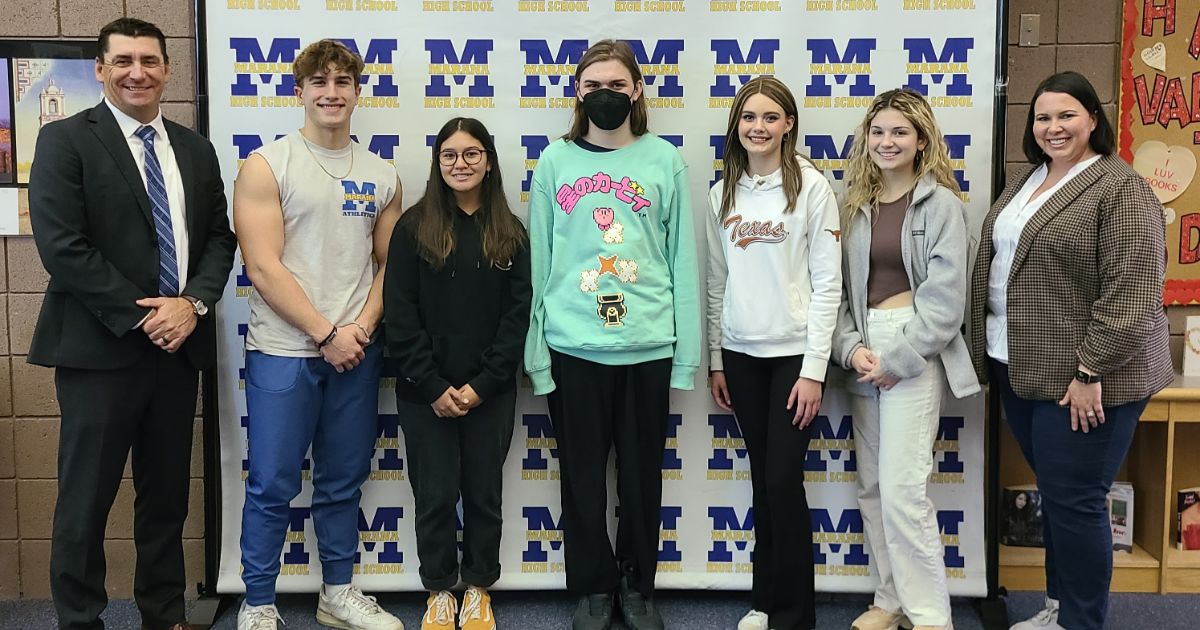 MaranaSchools's tweet photo. We are #MUSDproud of the 12 graduating seniors from Marana High School, Mountain View High School and MCAT High School who were selected to receive a $2,500 Scholarship from Marana Schools 2340 Foundation! Scholarships are awarded to students who have attended MUSD from kinde ... https://t.co/VVvsdhpRo2