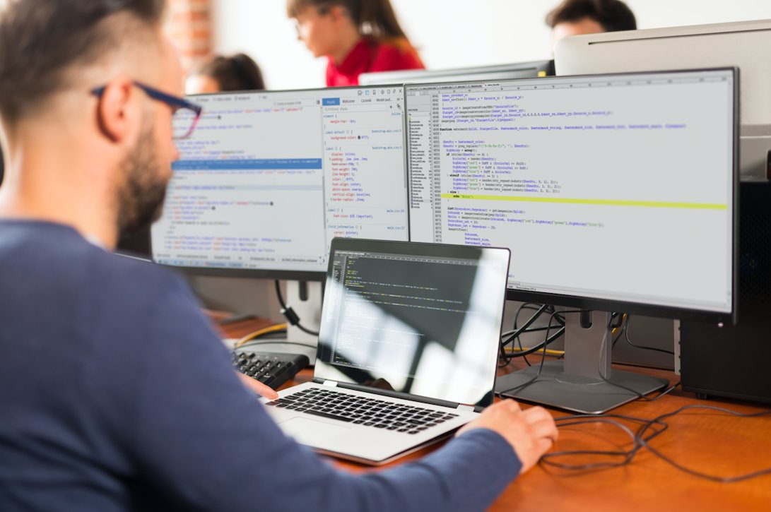 NextHopSolution's tweet photo. Looking for a managed IT provider but don't know where to start? Here are 4 qualities and solutions to look for: https://t.co/h89RoqsqYx

#nexthop #kelowna #cybersecurity #hacking #security #technology #hacker #infosec #cyber https://t.co/Km4dG4mppy