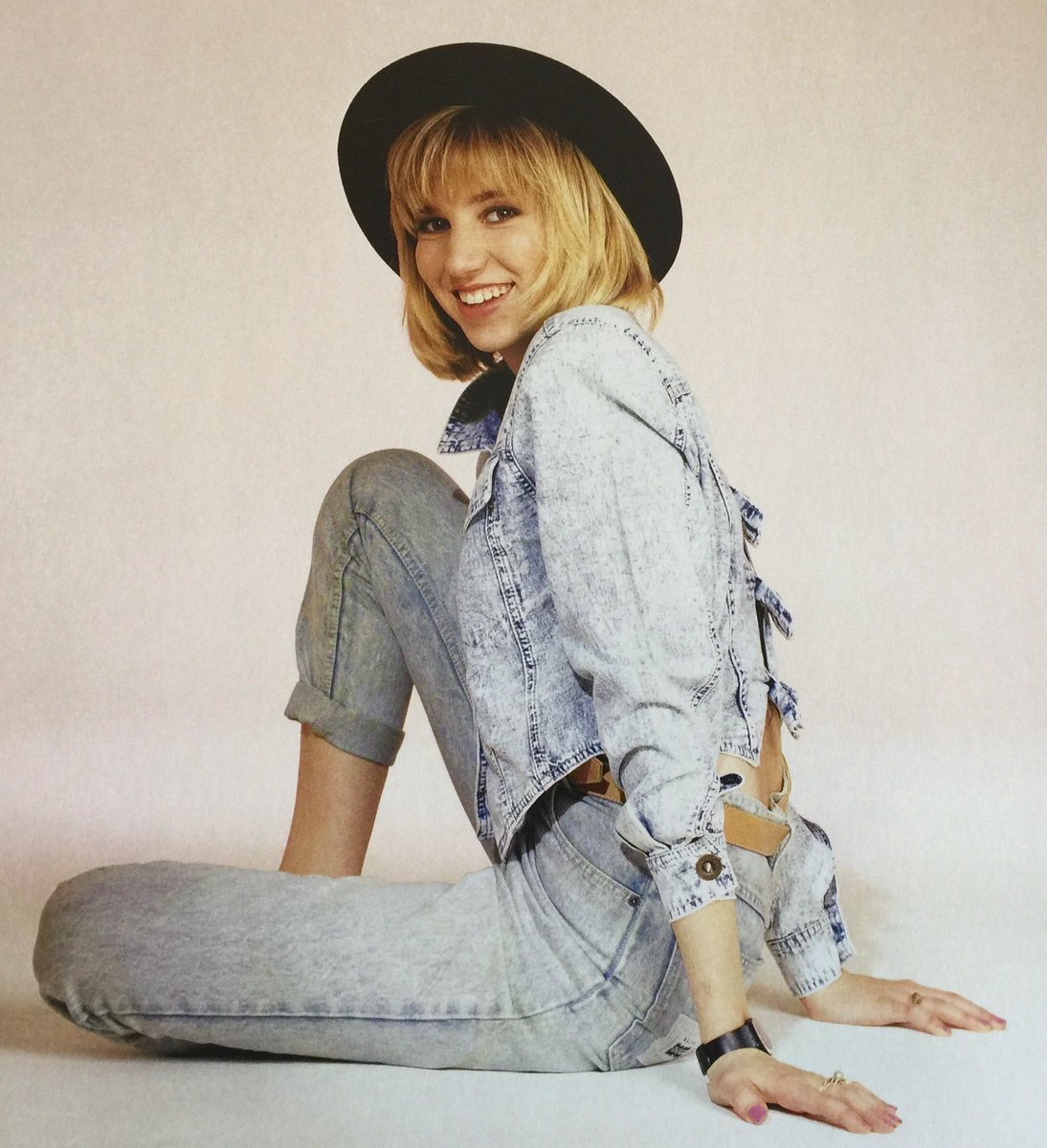 Slarty247's tweet photo. Debbie Gibson #Eighties #ElectricYouth #WeCouldBeTogether #OnlyInMyDreams https://t.co/LPdxivtLsC
