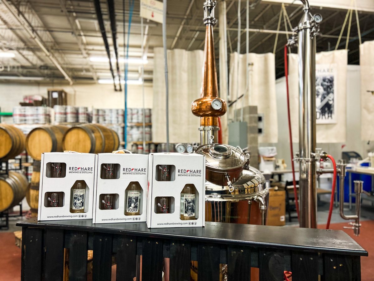 Are you ready for some football?! Stock up for the big game this Sunday with Red Hare liquor boxes and 6-packs! Available at both locations 😎🏈