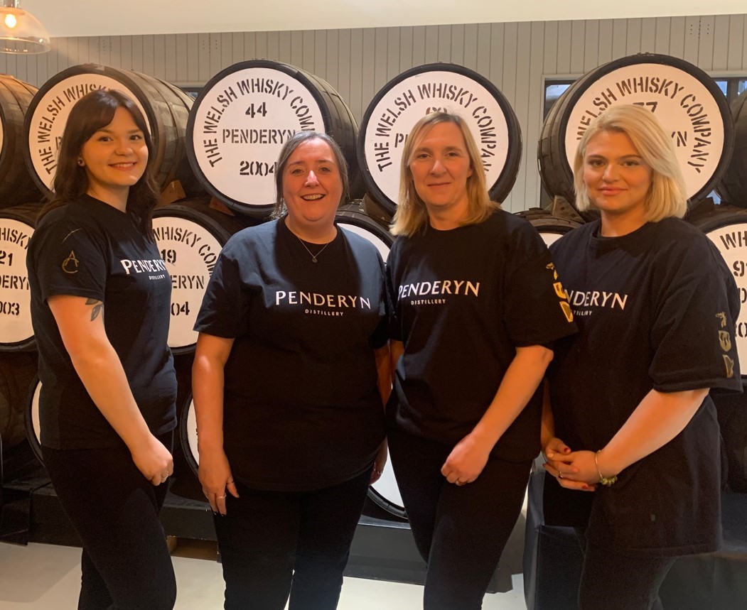 We are delighted to announce that Visit Wales has awarded us a Gold medal for our Distillery HQ in Penderyn, rewarding the distillery’s attention to excellence. Many thanks to the Visitor Centre team!

More info here: penderyn.wales/2023/02/08/goi…