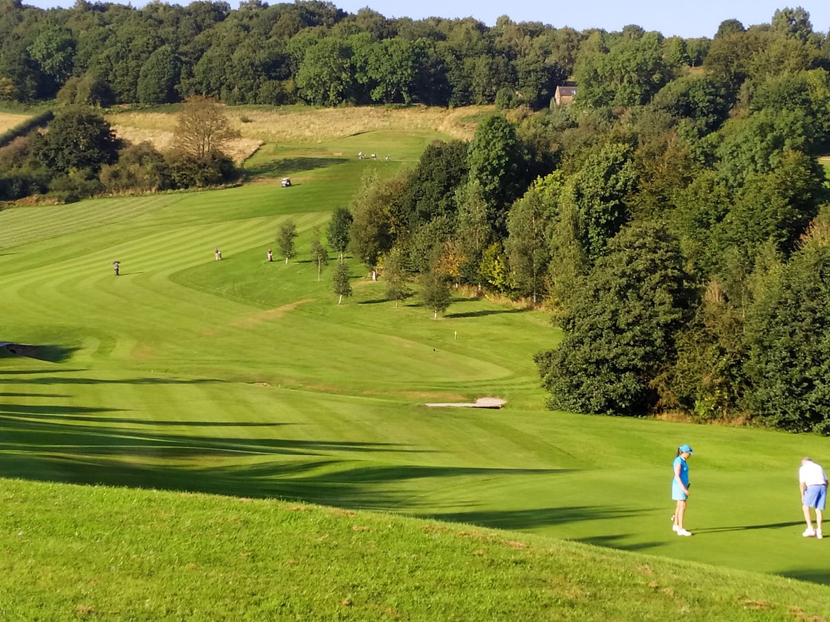 We are half way through and we have a busy week of Non-Comps, as well as bookable tee times for all, check on BRS for availability. #chevingolf #golf #golfclub #golfcourse #midweekgolf #humpday #golfcomp #noncomp #fungolf #BRS #derbyshiregolf #membersgolf #golfvisitors
