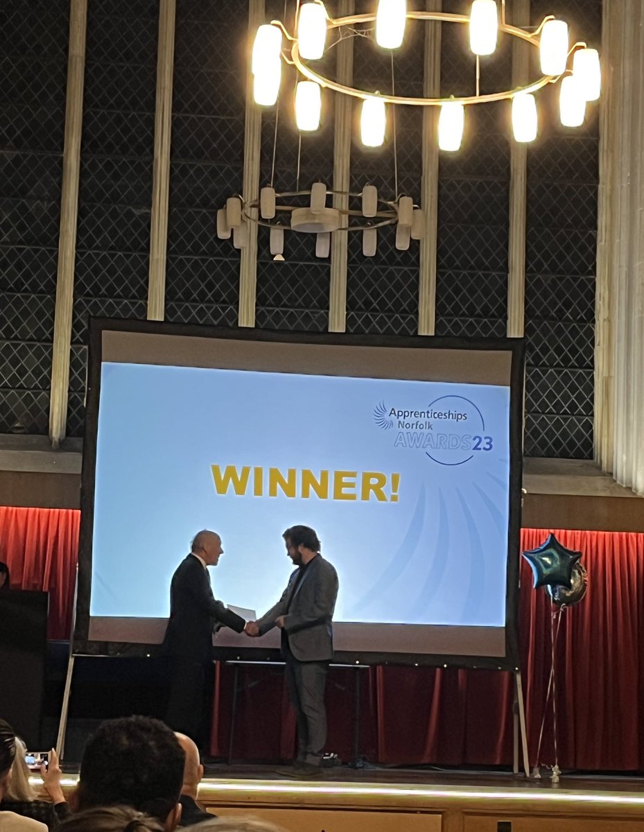 Congratulations to  @_FlagshipGroup winning Large apprenticeship employer of the year for the 2nd year running! <a href="/BuxtonKieren/">Kieren Buxton</a> collecting the award 🥇 #norfolkawards #naw2023