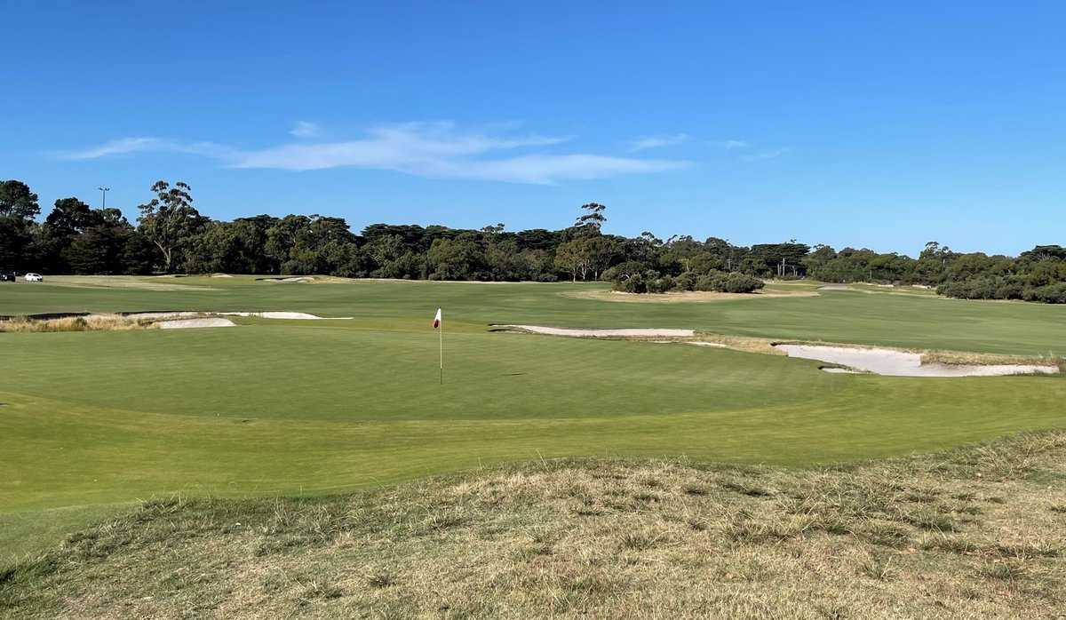 GOLFPASSUKI's tweet photo. ⛳ 🇦🇺 Have you played in #Australia?
GolfPass Managing Editor Jason Scott Deegan is currently Down Under, playing the best courses of the Australian Sandbelt and more on the Mornington Peninsula. First stop, Royal Melbourne Golf Club. Follow the journey at @worldgolfer https://t.co/r0vTf0fgVT