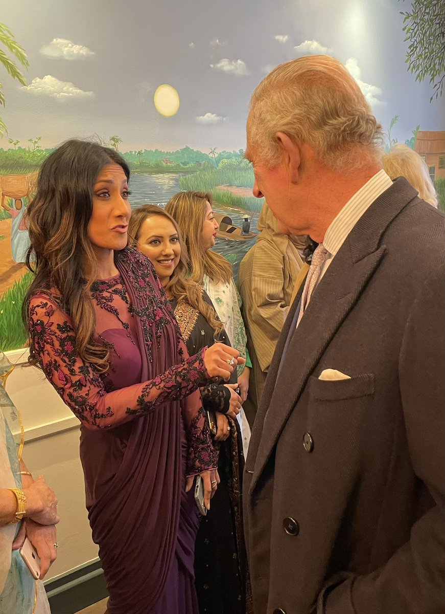 ReshminTV's tweet photo. Your Majesty 👑 
Truly humbled to see the King and Queen Consort today, representing a select group of trailblazing British Bengali women 🇧🇩☺️
Congratulations @AbdalUllah and @ayeshaqureshi22 for such a brilliant day in Brick Lane and for creating this unique platform 👏💪 #BBPI https://t.co/Y4wRU0juEB