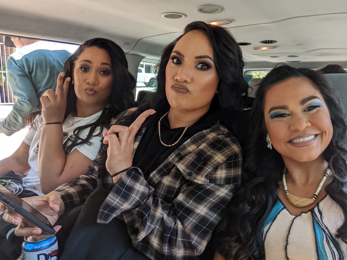 tongatwins's tweet image. 👑 Island queens 👑enjoying the day out …not worried about anyone on the @wowsuperheroes roster !! ✌🏽 
#protectourislands 
#polymovement 

#polynesian #queens #sisters