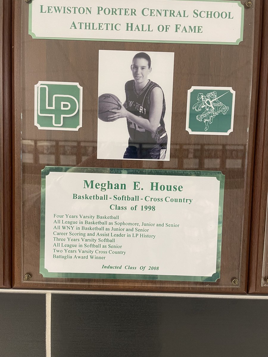 LPGbball's tweet photo. Meghan House, Class of 98,LPHOF, &2 time AllWNY selection set the standard of excellence. Career leader in asts(289) &pts(1389). Last season @tessa_schuey broke the assist record with 301. @SophieAuer733 is within 10pts of 1389. #istonightthenight https://t.co/MVajp0z20r