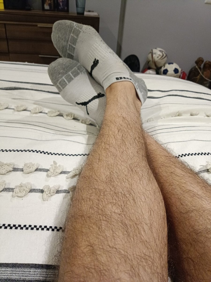 Alphamasterh's tweet photo. Back from working out! Where are my pathetic Feet Slaves.
Footfetish Findom fetish femdom slaves losers worship alphamaster paypig slaves https://t.co/VnRn1xsMyj