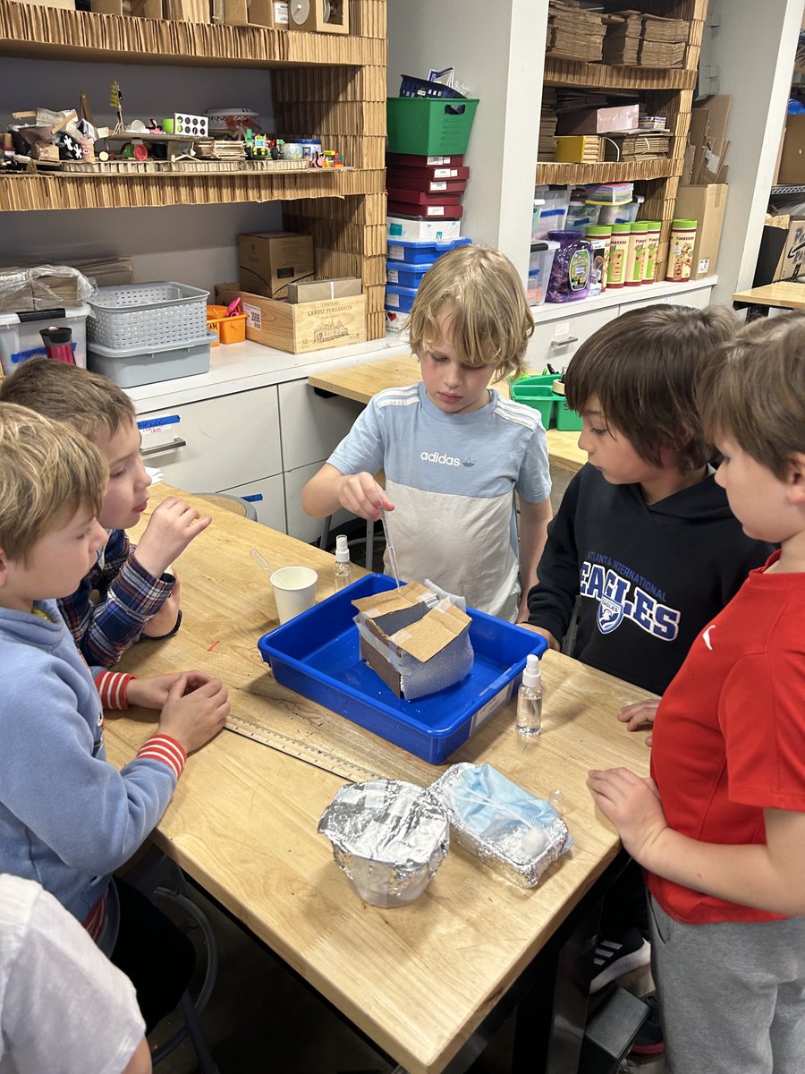 AISLearns's tweet image. Innovation changes the world! Help mrs Jane stay dry! Exploring materials #makingprototypes #usercentereddesign #aisSTEAM ⁦⁩ via atlantaSTEAM